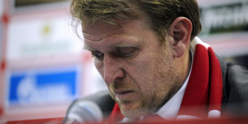 Beograd, 091210.Veceras je u prostorijama FK Crvena Zvezda na stadionu Marakana istoimenog kluba odrzana promocija Roberta Prosineckog kao novog trenera FK Crvena Zvezda.Foto: Sime Sokota / CROPIX