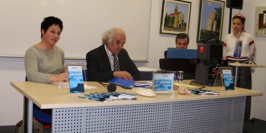 OLYMPUS DIGITAL CAMERA OLYMPUS DIGITAL CAMERA