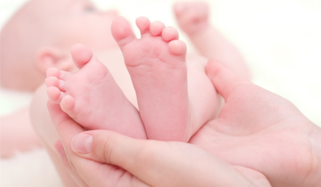 Novorođenče, porod, rođenje, beba, foto: mamaibeba.org