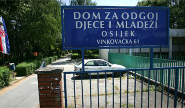 Image 1206773 (auto)