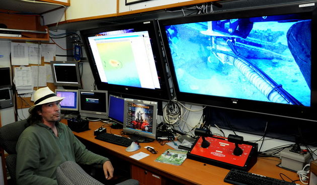 Dubrovnik, 060812.
Americki istrazivacki brod Hercules RPM Nauticke zaklade, sljedeca ce dva tjedna provoditi istrazivanje hrvatskog obalnog morskog dna u juznom Jadranu. Brod se koristi podvodnim robotima na daljinsko upravljanje a snimati ce morsko dno