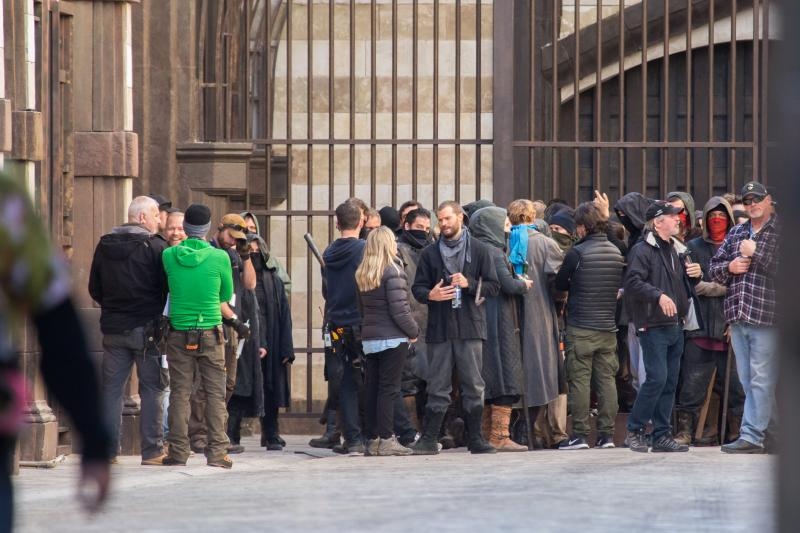Jamie Dornan na setu snimanja filma Robin Hood Origins