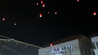 Vodice: Puštanjem lampiona obilježena 10. obljetnica Kornatske tragedije Vodice: Puštanjem lampiona obilježena 10. obljetnica Kornatske tragedije