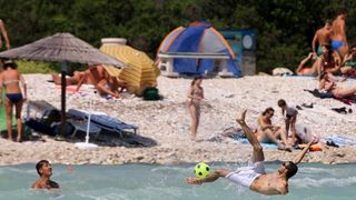 Ljetni dana na dugootočkoj plaži Sakarun, biseru Mediterana s prekrasnim tirkiznim morem, Foto: Filip Brala/PIXSELL Ljetni dana na dugootočkoj plaži Sakarun, biseru Mediterana s prekrasnim tirkiznim morem, Foto: Filip Brala/PIXSELL
