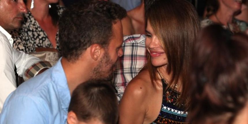 rokurative, 55. Splitski festival, treca vecer. Severina sa sinom Aleksandrom i deckom Igorom Kojicem u VIP lozi. Photo: Miranda Cikotic/PIXSELL rokurative, 55. Splitski festival, treca vecer. Severina sa sinom Aleksandrom i deckom Igorom Kojicem u VIP lozi. Photo: Miranda Cikotic/PIXSELL