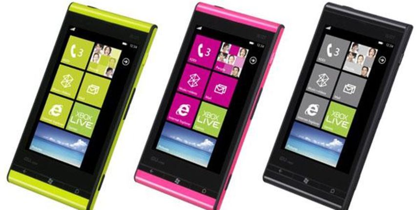 Fujitsu Toshiba IS12T / latestmobiletechnology.com