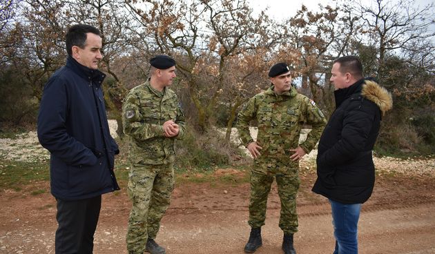 Sanacija nerazvrstanih cesta