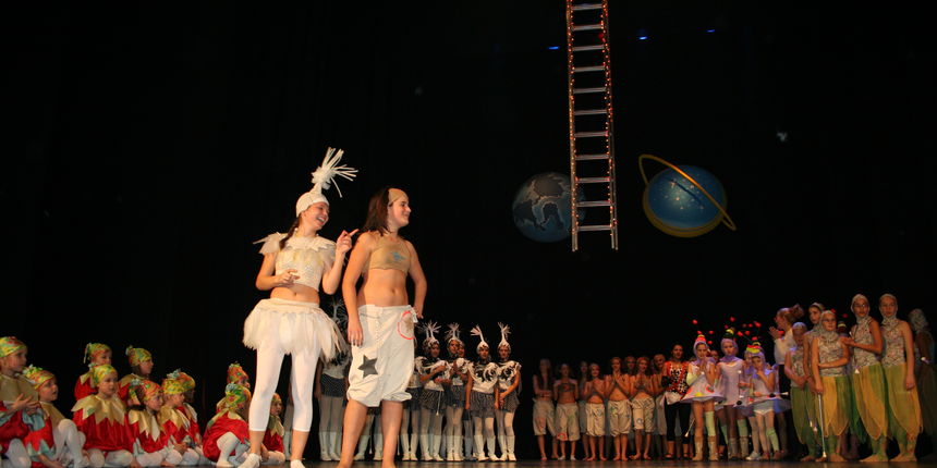 Predstava “Sve-mir” prosinac 2007. Predstava “Sve-mir” prosinac 2007.