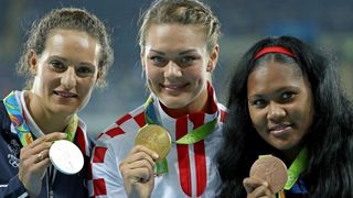 PI Rio de Janeiro, ceremonija dodjele medalja u ženskom disku: zlatnu medalju osvojila je Sandra Perković. Photo: Igor Kralj/PIXSELL PI Rio de Janeiro, ceremonija dodjele medalja u ženskom disku: zlatnu medalju osvojila je Sandra Perković. Photo: Igor Kralj/PIXSELL