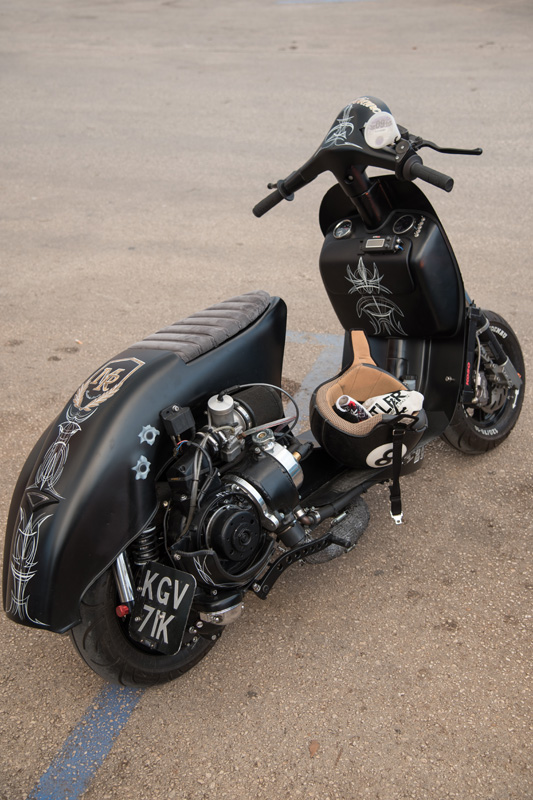 Vespaši zauzeli Biograd, foto: Vinko Pešić