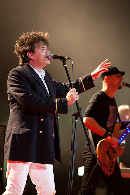 Karlovacko live: Halid Beslic i Crvena jabuka u dvorani Kresimir Cosic u Zadru, Foto: Leo Banic Karlovacko live: Halid Beslic i Crvena jabuka u dvorani Kresimir Cosic u Zadru, Foto: Leo Banic