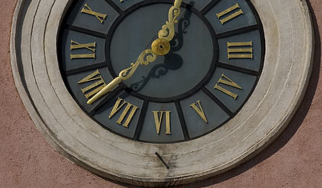 sat na gradskoj straži