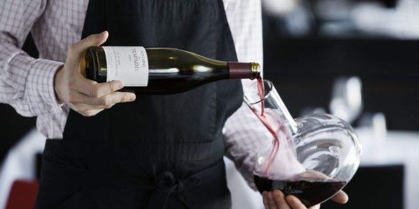 Sommelier (Foto: uksommelier.com)