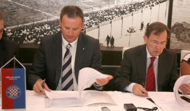 Mater Peroš i Pierre Boursot (Foto:GlasDalmacije.hr)