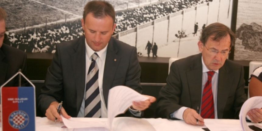 Mater Peroš i Pierre Boursot (Foto:GlasDalmacije.hr) Mater Peroš i Pierre Boursot (Foto:GlasDalmacije.hr)