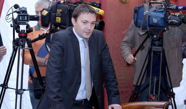 12.09.2013., Zagreb – Redovna sjednica Vlade RH u Banskim dvorima. Arsen Bauk. Photo: Marko Lukunic/PIXSELL Autor  Marko Lukunic/PIXSELL KLJUČNE RIJEČI  Arsen Bauk, sjednica, Vlada RH