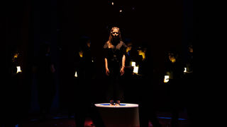 Igrajmo se: Zabranjeno mlađima od 15 strana A