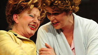 Zadar, 18.02.2013. snimio: Nenad Marčev
premijera HNK Zadar
Nikolaj Koljada: KOKOŠ, komedija
redatelj: Dražen Ferenčina
Igraju: Jasna Ančić, Tamara Šoletić, Žana Bumber,
Ivica Jončić, Mirko Šatalić,
Vinko Radovčič, Mimi Zadarski, Anto Zadar, 18.02.2013. snimio: Nenad Marčev
premijera HNK Zadar
Nikolaj Koljada: KOKOŠ, komedija
redatelj: Dražen Ferenčina
Igraju: Jasna Ančić, Tamara Šoletić, Žana Bumber,
Ivica Jončić, Mirko Šatalić,
Vinko Radovčič, Mimi Zadarski, Anto