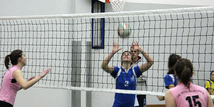 Zenska odbojka Zenska odbojka