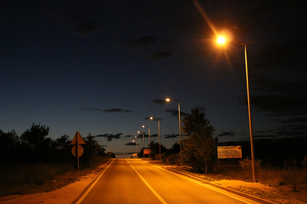 Rekonstrukcija ceste D-306 na Viru: Zasvijetlilo od Virskog mosta do centra!