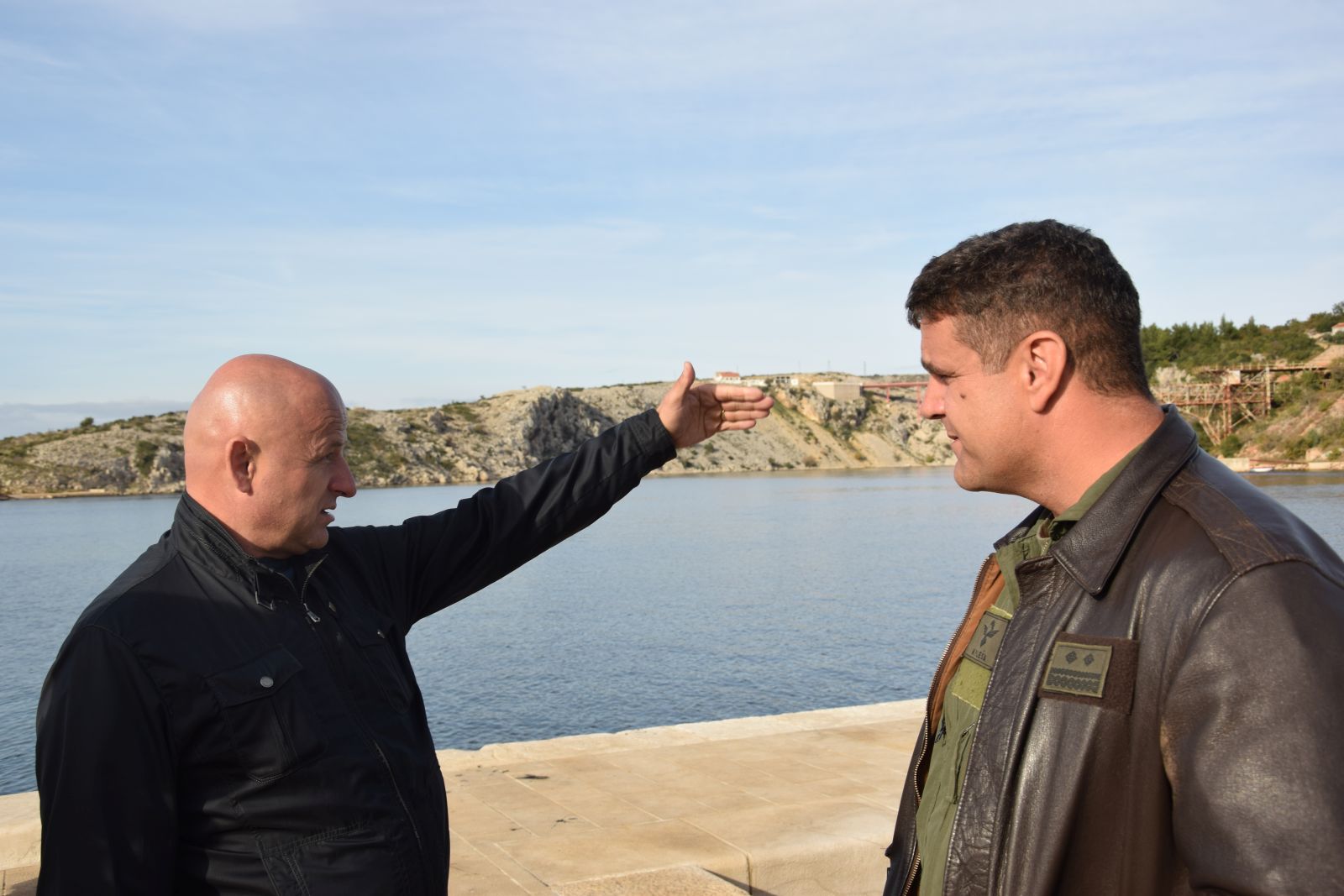 U Novskom ždrilu i dalje traje intenzivna potraga za nestalim pilotom