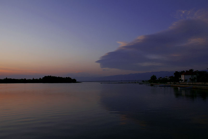 Image 1194629 (auto)