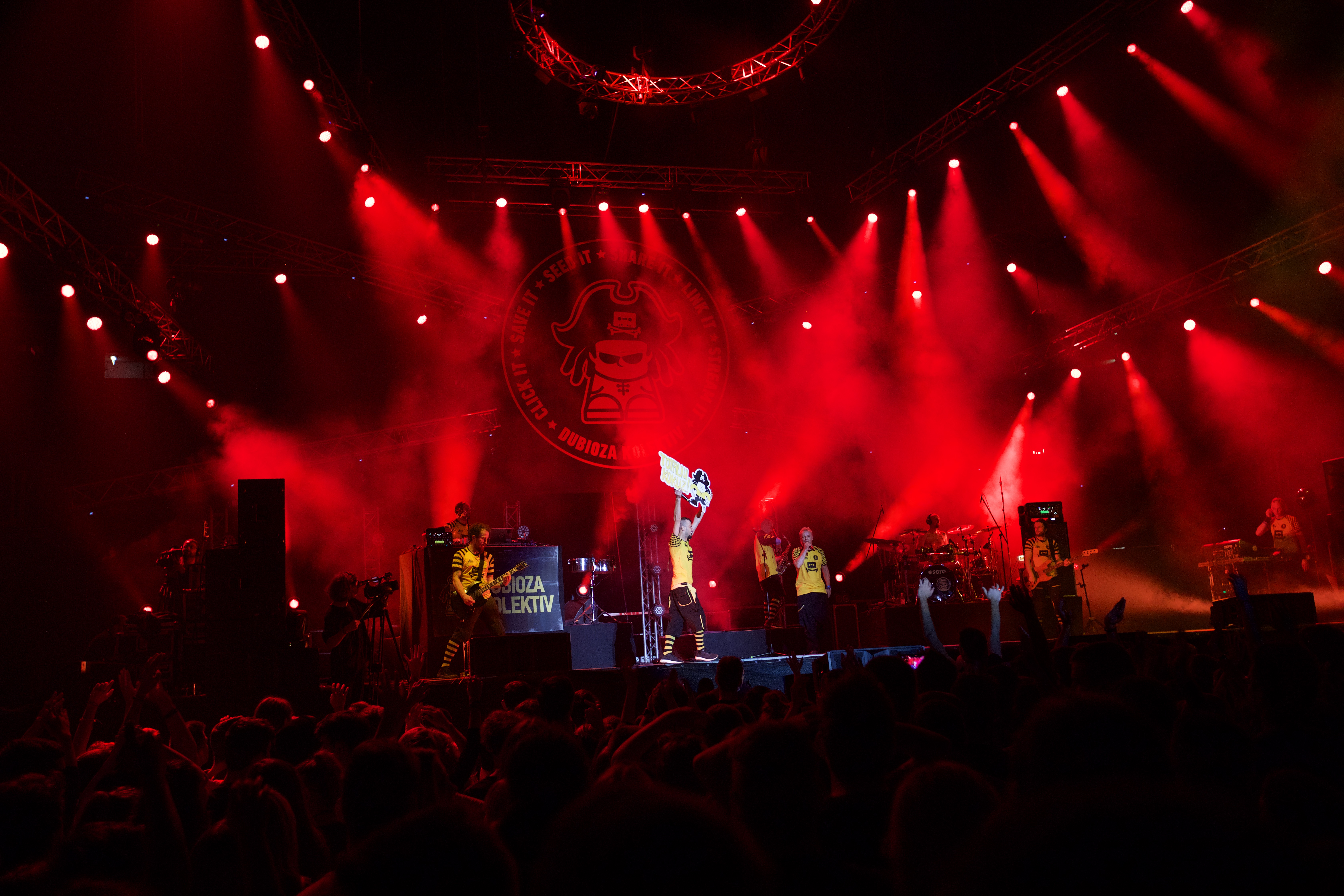 Dubioza Kolektiv u Areni Zagreb Dubioza Kolektiv u Areni Zagreb