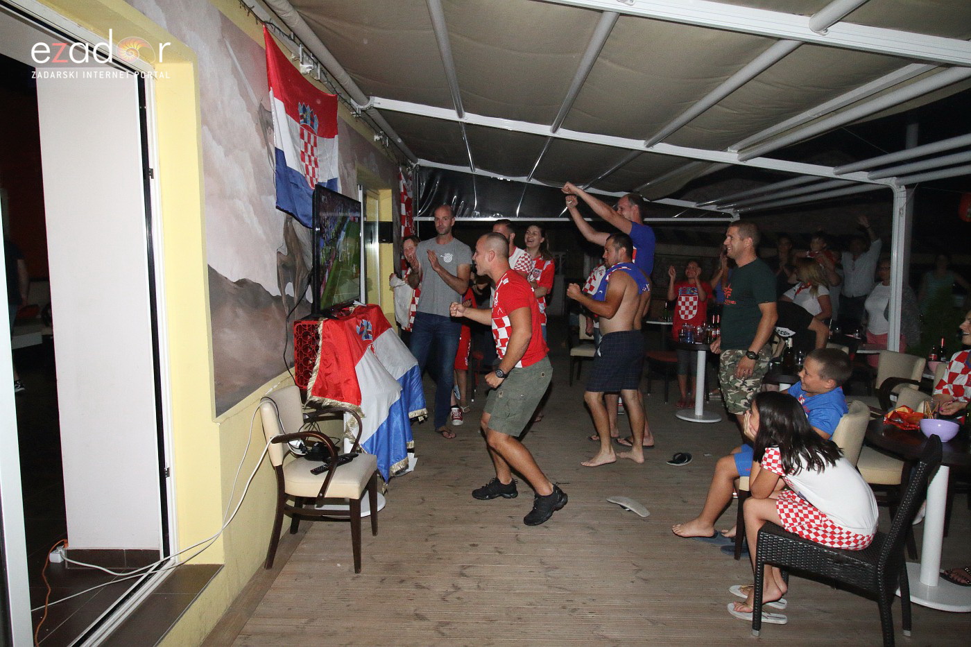 Bibinje: Navijanje za Vatrene i fešta nakon pobjede nad Engleskom