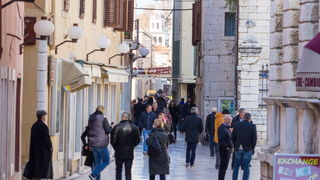 Image 380435 (auto) Image 380435 (auto)