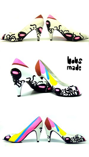 Ručno oslikana odjeća i obuća (bobsmade.deviantart.com)