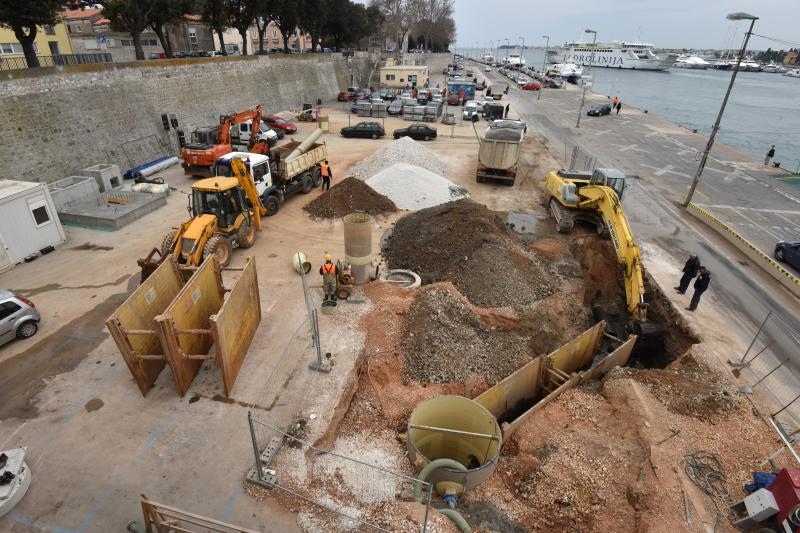 Radovi na izgradnji kanalizacijskog sustava na Liburnskoj obali. Photo: Dino Stanin/PIXSELL