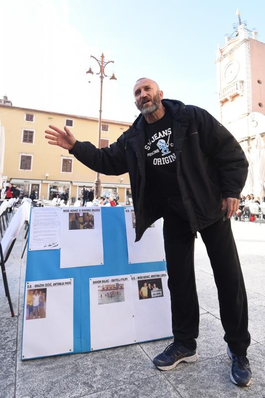 Novi prosvjed Davora Dujića na Narodnom trgu