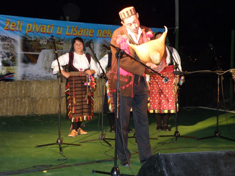 Lišane Ostrovičke: 1. Večer ojkanja “Od Sinja do Nina i Brinja”, Foto: Marko Mane Ledenko