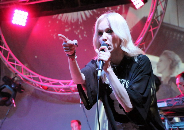 Virska noć 2016: Jelena Rozga i spektakularni vatromet za 25 tisuća fanova. Foto: Virski list