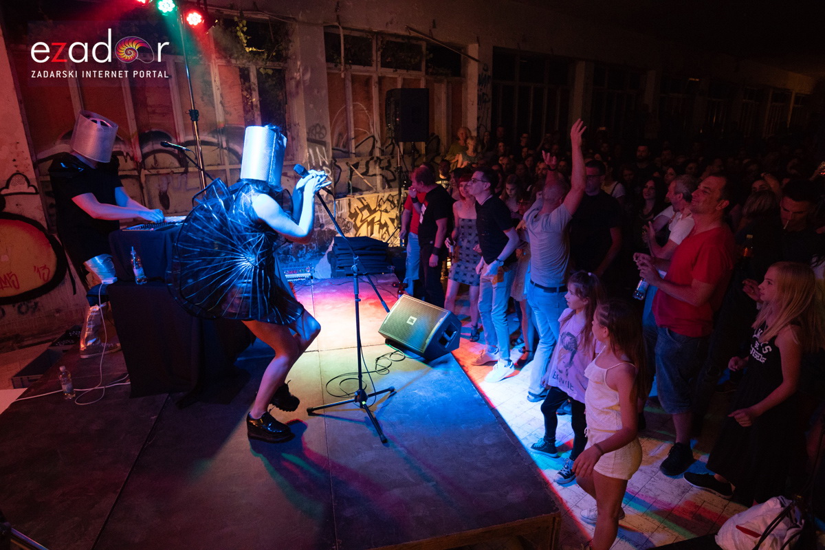 KvartArt 2018.: Art buvljak & koncert Nipplepeoplea