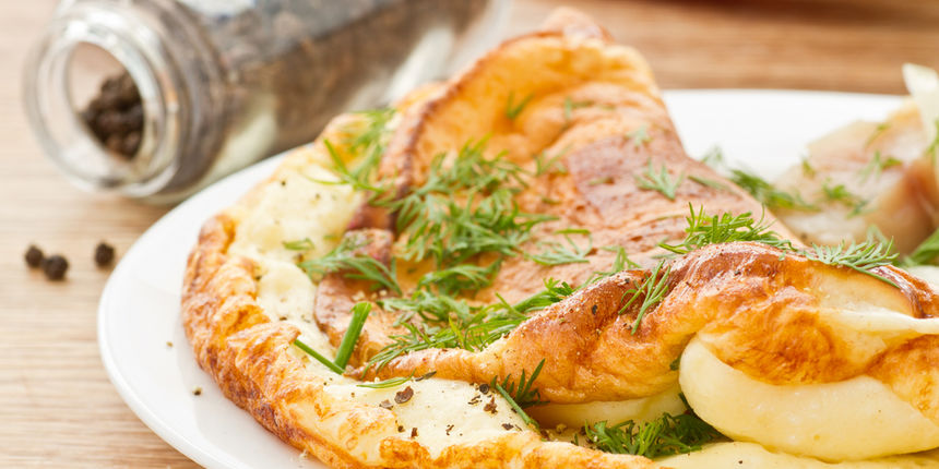 DORUČAK: Omlet s avokadom i slaninom DORUČAK: Omlet s avokadom i slaninom