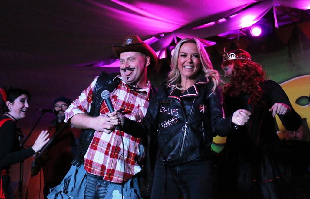 Virske maškare: Maja Šuput zapalila ledenu virsku večer Virske maškare: Maja Šuput zapalila ledenu virsku večer