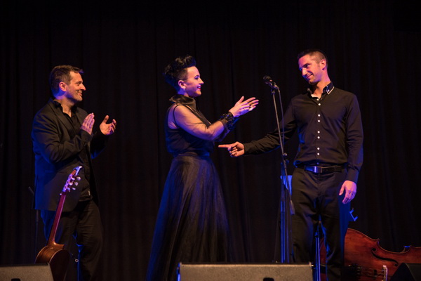 Veličanstvena Amira Medunjanin oduševila Zadrane u klubu Arsenal. Foto: Vinko Pešić Veličanstvena Amira Medunjanin oduševila Zadrane u klubu Arsenal. Foto: Vinko Pešić