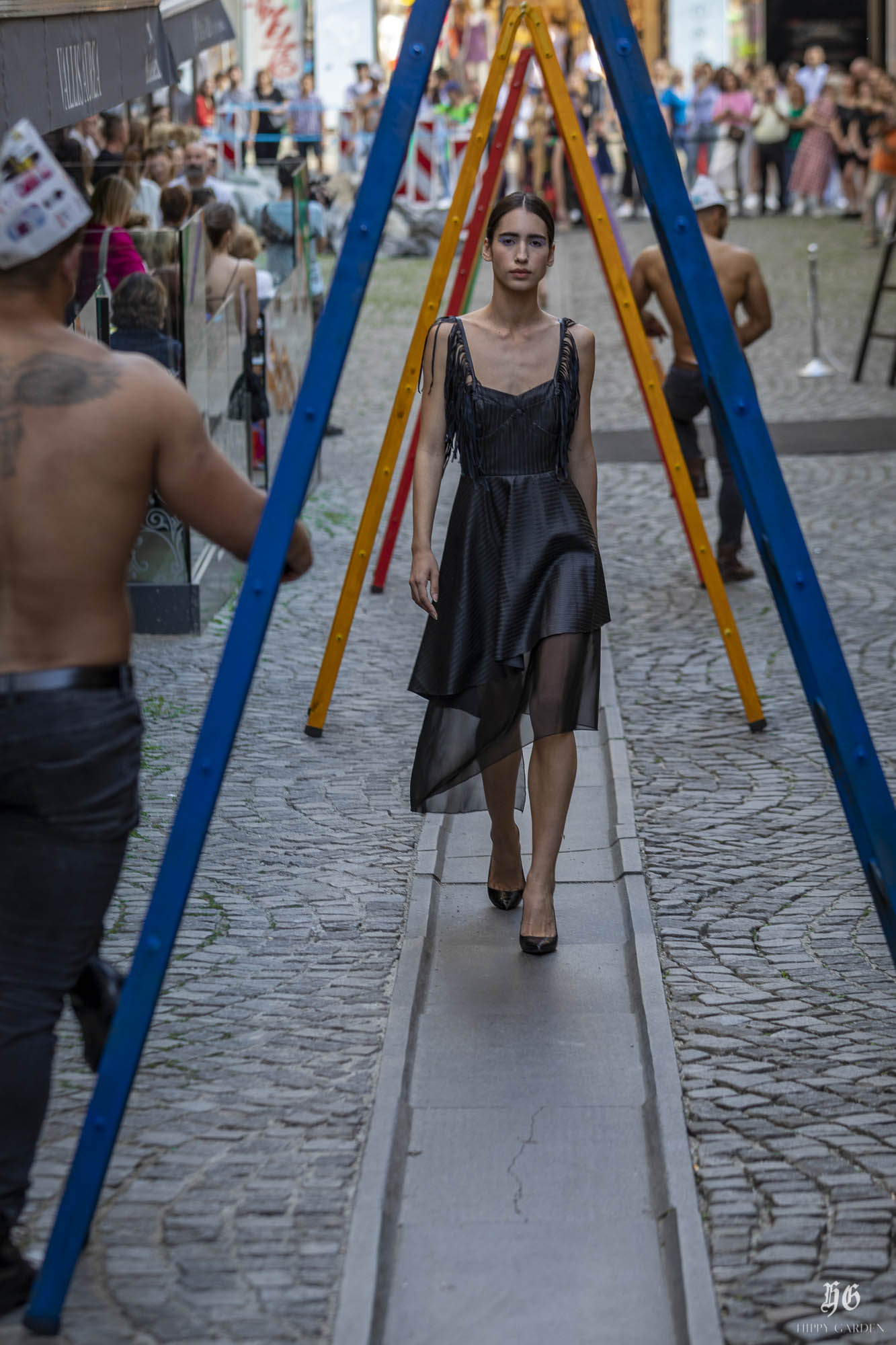 Ulična modna revija #INSPIREDBYART by Hippy Garden Ulična modna revija #INSPIREDBYART by Hippy Garden