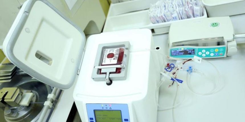 Zagreb – KBC Rebro, Banka krvi iz pupkovine Ana Rukavina na Zavodu za transfuzijsku medicinu i stanicnu terapiju. Photo: Goran Stanzl/PIXSELL Zagreb – KBC Rebro, Banka krvi iz pupkovine Ana Rukavina na Zavodu za transfuzijsku medicinu i stanicnu terapiju. Photo: Goran Stanzl/PIXSELL