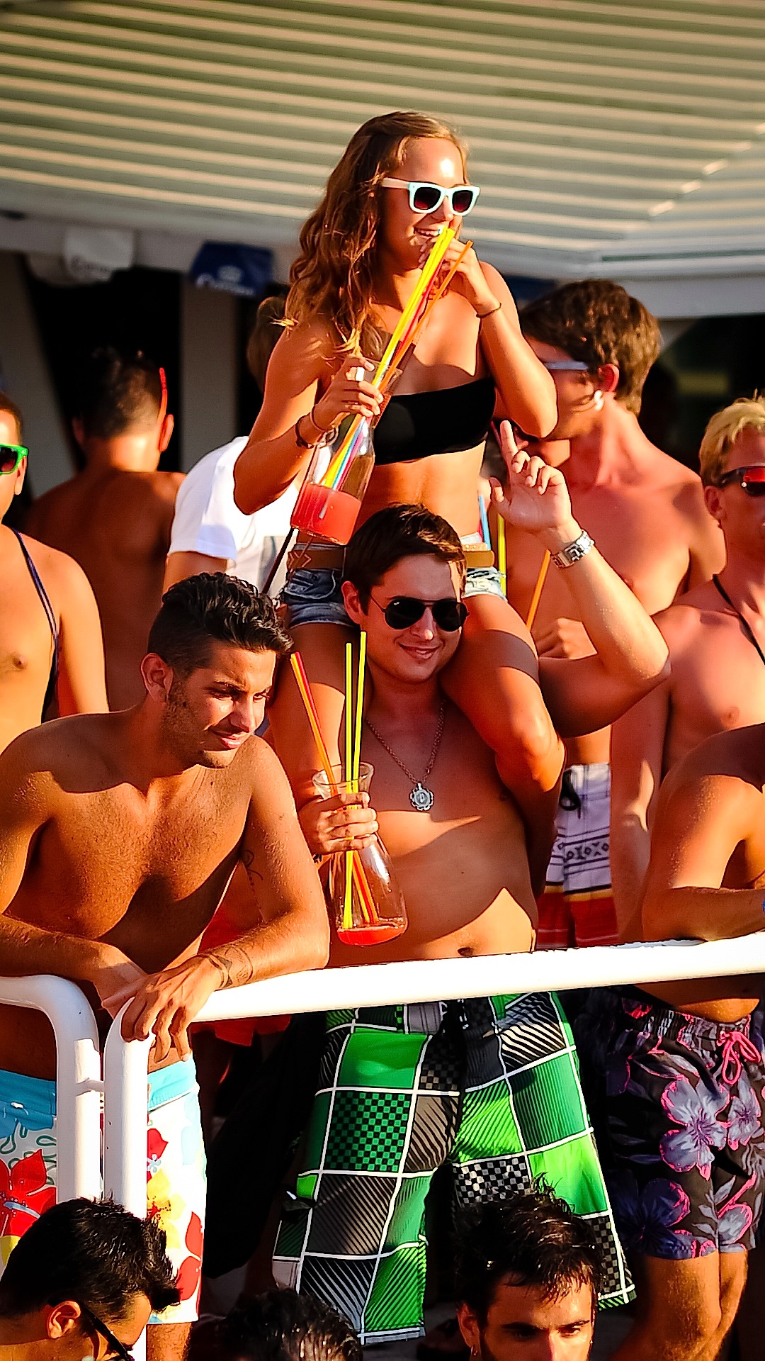 12.08. Aquarius klub, after beach party, foto: Goran Telak 12.08. Aquarius klub, after beach party, foto: Goran Telak