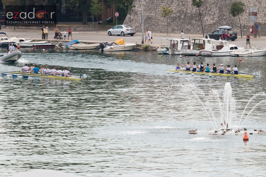 6. “Jadranov veslački dvoboj” osmeraca u uvali Jazine 6. “Jadranov veslački dvoboj” osmeraca u uvali Jazine