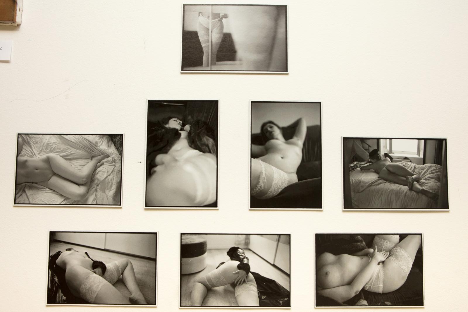 Izložbom ”Pičkin dim” 80 umjetnika uputilo tihi prosvjed protiv cenzure umjetnosti Izložbom ”Pičkin dim” 80 umjetnika uputilo tihi prosvjed protiv cenzure umjetnosti