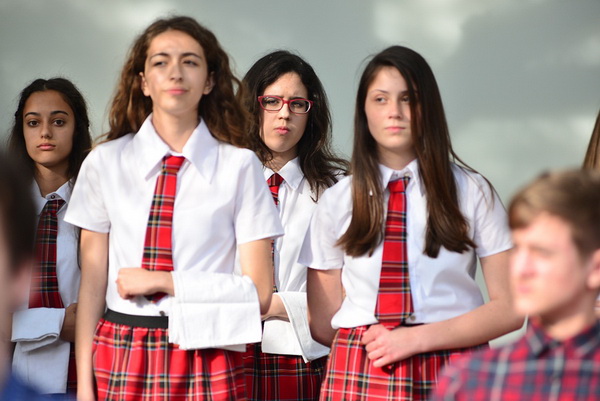 Kazališna udruga “Igrajmo se” predstavila je dramsku igru “Coffee to go” u atriju Gradske knjižnice Zadar