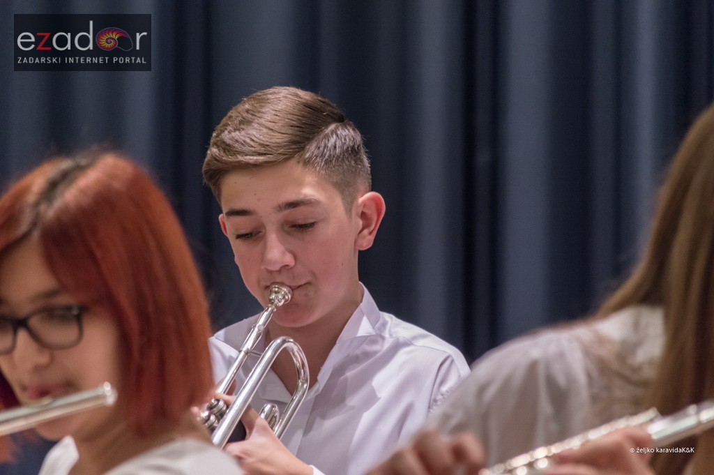 Božićni koncert mladih ansambala Glazbene škole Blagoje Bersa