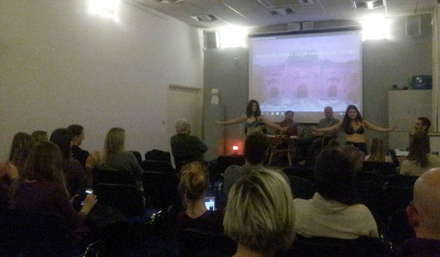 Nimeta, trbusni ples