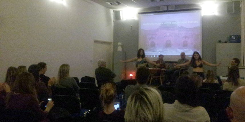 Nimeta, trbusni ples