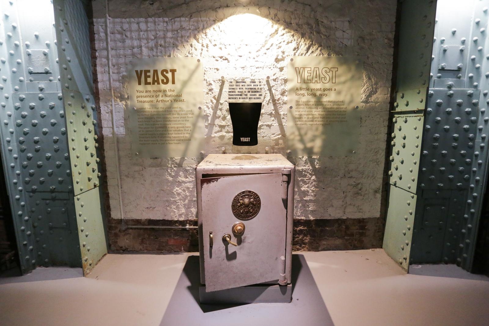 Dublin: Guinness Storehouse jedna je od najposjećenijih turističkih atrakcija Dublin: Guinness Storehouse jedna je od najposjećenijih turističkih atrakcija