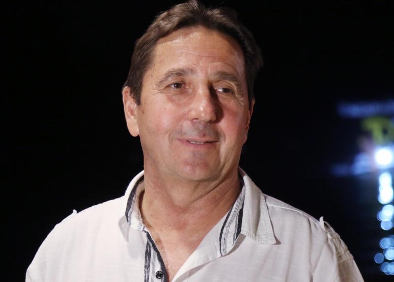 Stipe Petrina započeo je kampanju svjetlosnim spektaklom u Primoštenu