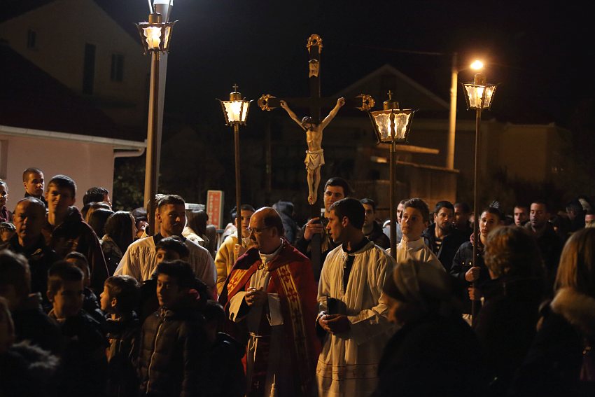 Bibinje: Održana tradicionalna procesija Velikog Petka. Foto: Leo Banić